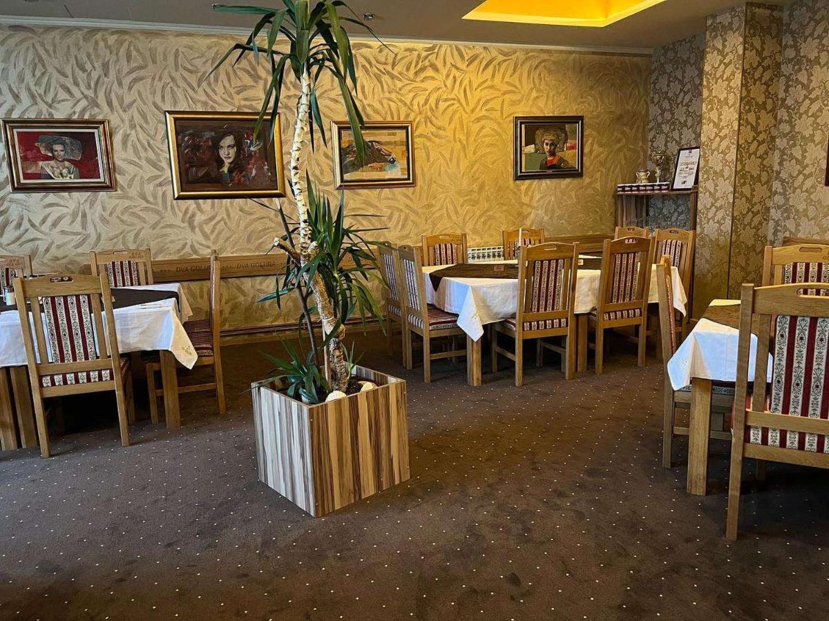 Hotel Dva Goluba Пале Екстериор снимка